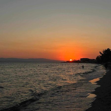 Seaside Studios I Sinakos Estate Epanomi Luaran gambar