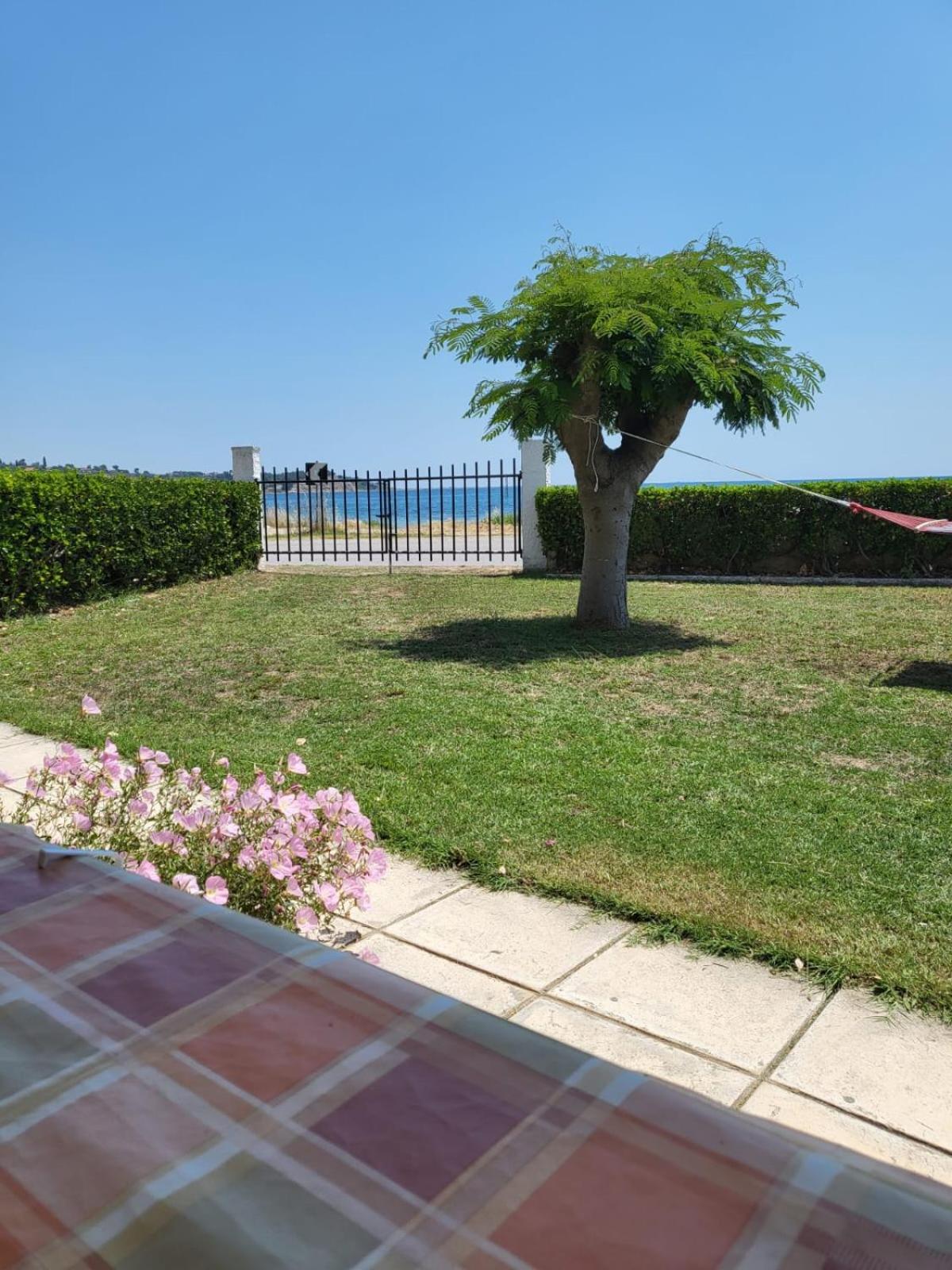 Seaside Studios I Sinakos Estate Epanomi Luaran gambar